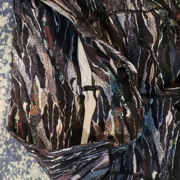 49)Lululemon Fast and Free leggings - Picture 2 of 6